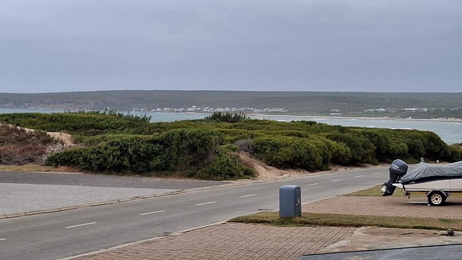 Whale Watchers Inn Witsand Esterno foto